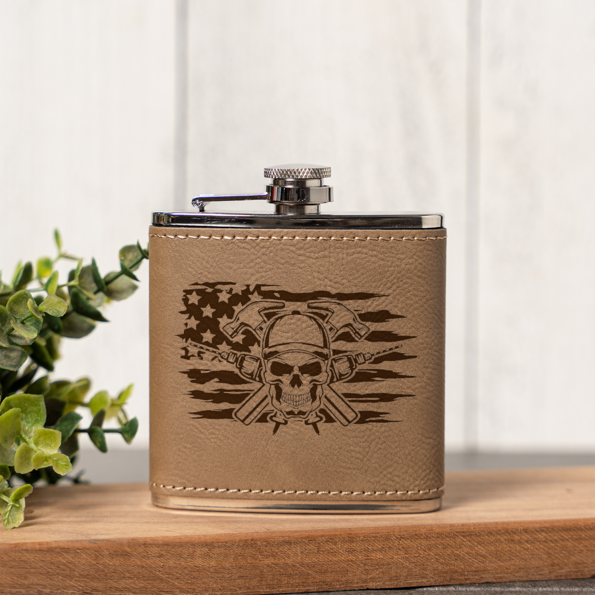 Engraved Construction Flask | Skull Carpenter Flask | Hammer & Drill Gift | Contractor Gift for Men | Woodworker Flask | Father's Day Gift