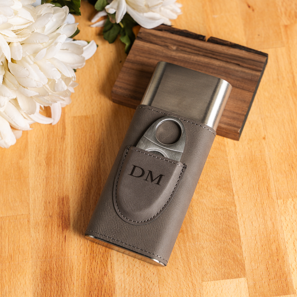 Elegant Cigar Holder for Men, Personalized Gift with Monogrammed Initials, Perfect for Father's Day, Engraved Custom Cigar Holder Initials